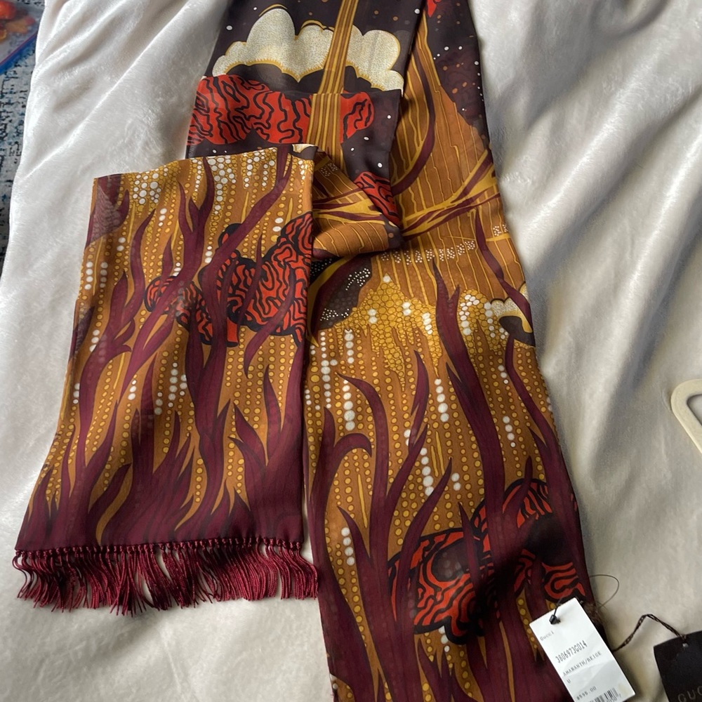 Gucci 8’ X 70’ with fringe scarf: NEW - Picture 3 of 5